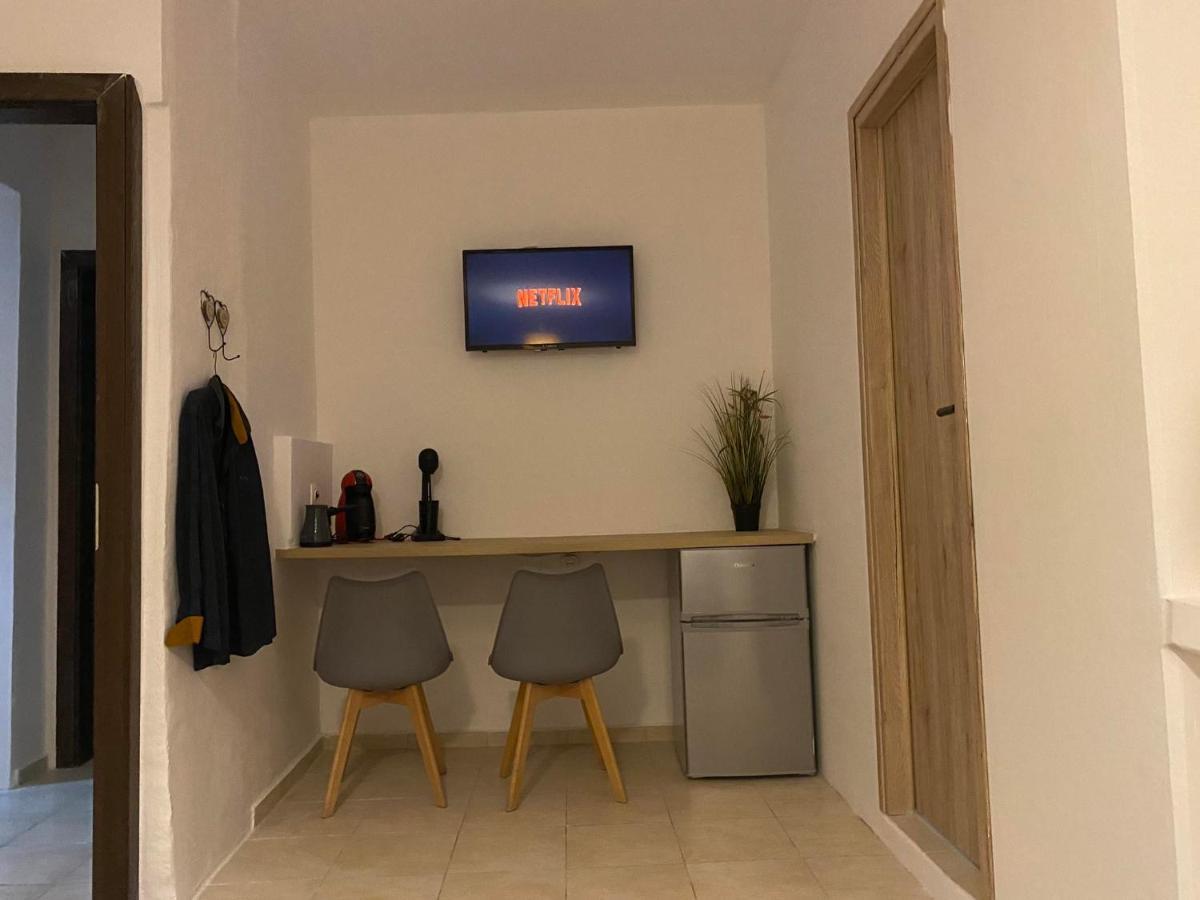 Popi'S Apartment Goníai Zewnętrze zdjęcie