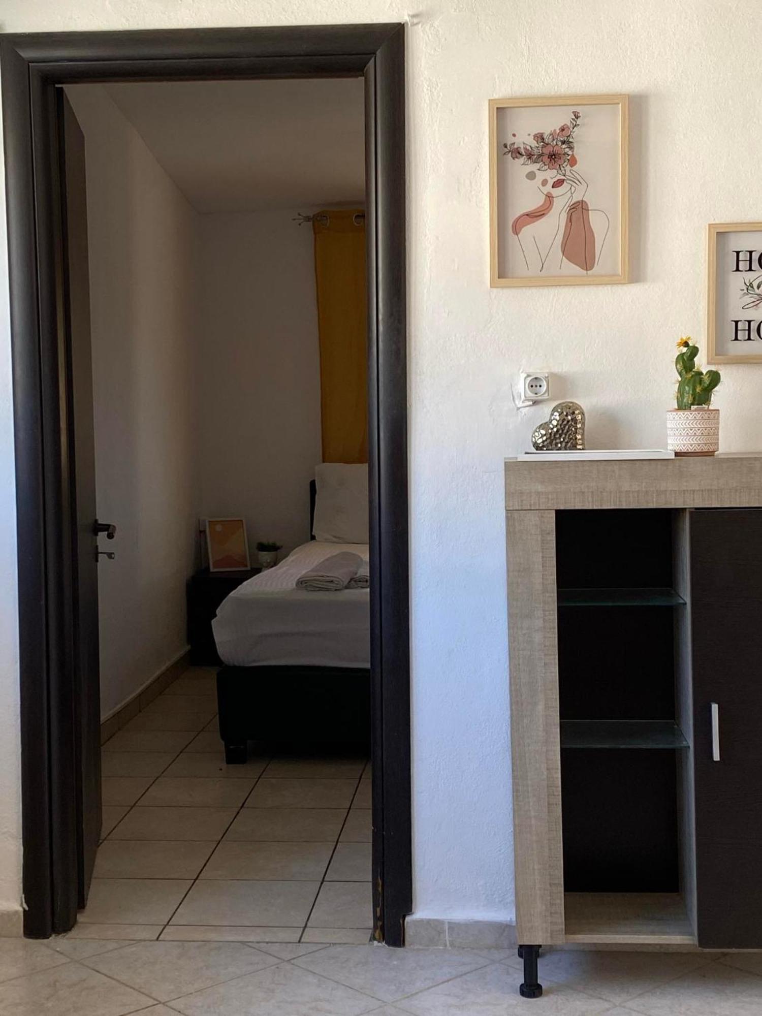 Popi'S Apartment Goníai Zewnętrze zdjęcie